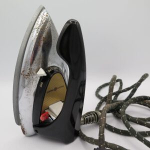 travel clothes iron